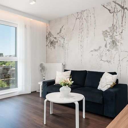 Stylish & Comfy Garbary Apartments With Parking By Noclegi Renters Poznań Kültér fotó