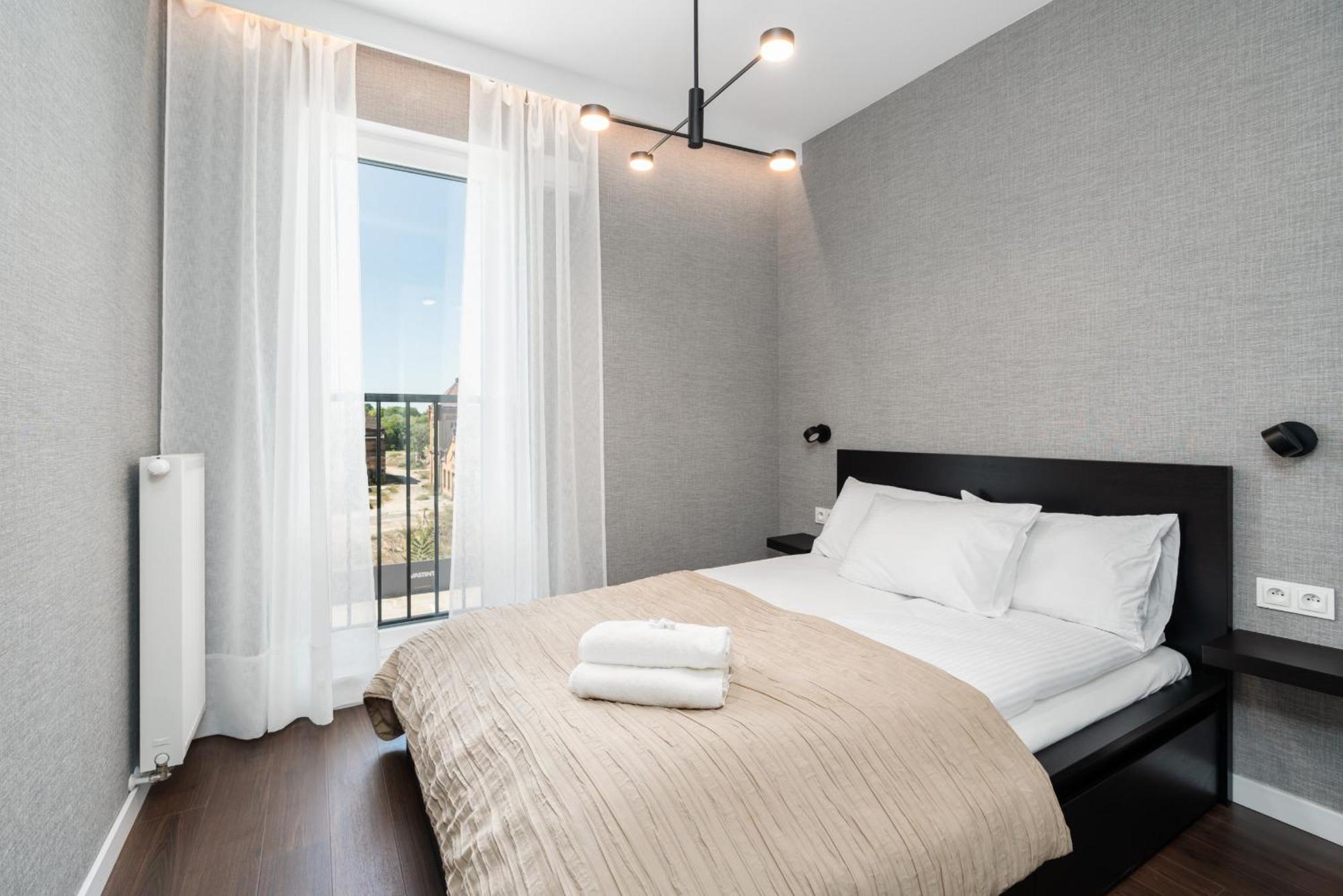 Stylish & Comfy Garbary Apartments With Parking By Noclegi Renters Poznań Kültér fotó