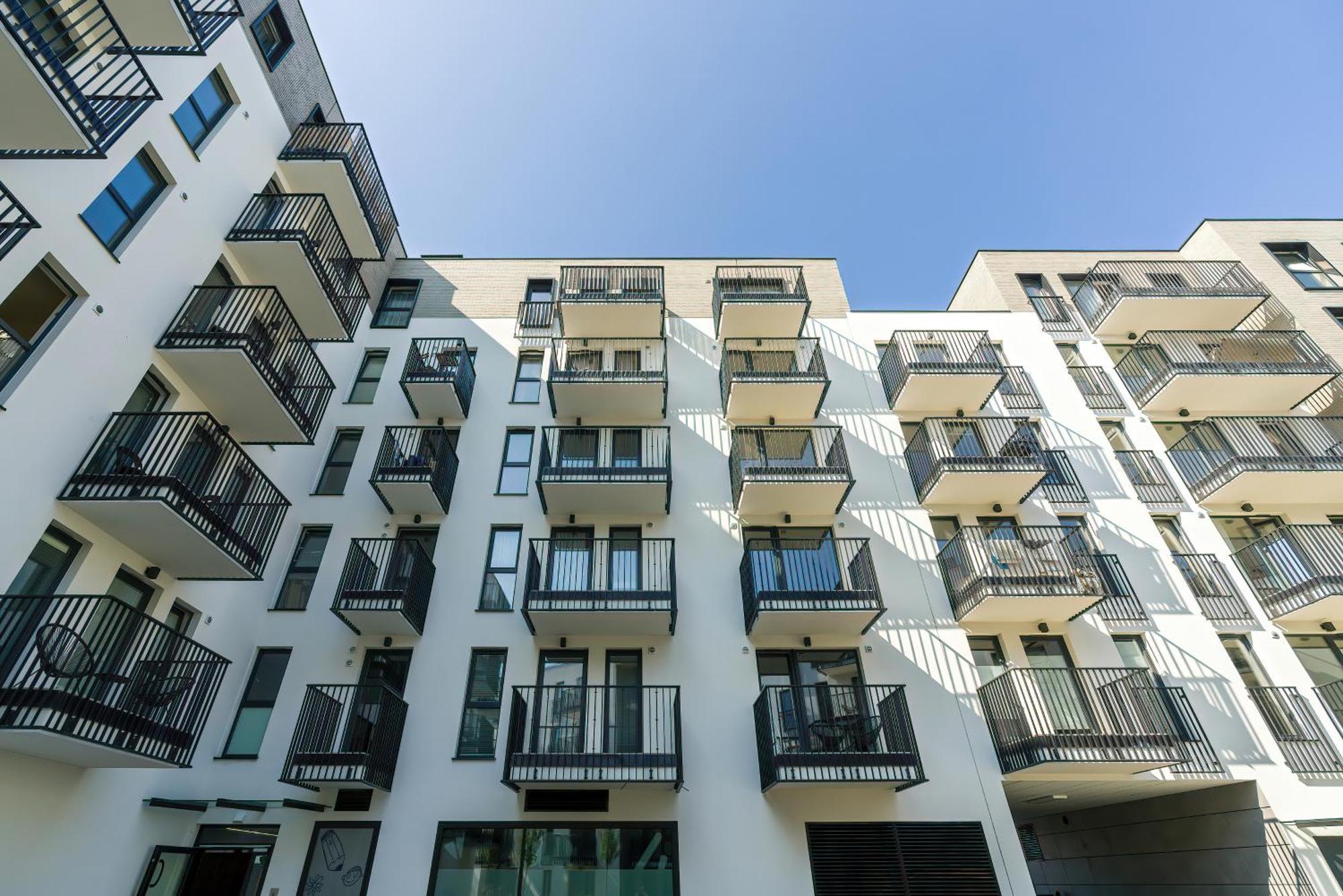 Stylish & Comfy Garbary Apartments With Parking By Noclegi Renters Poznań Kültér fotó